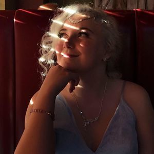 Meet your Posher, Eleanor